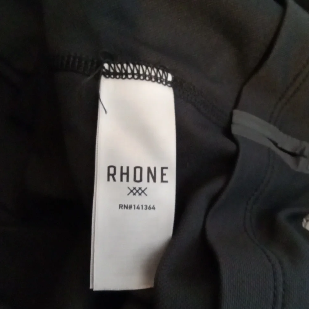 RHONE sleek black
